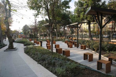 Yarimca Kent Meydaninda Sona Dogru