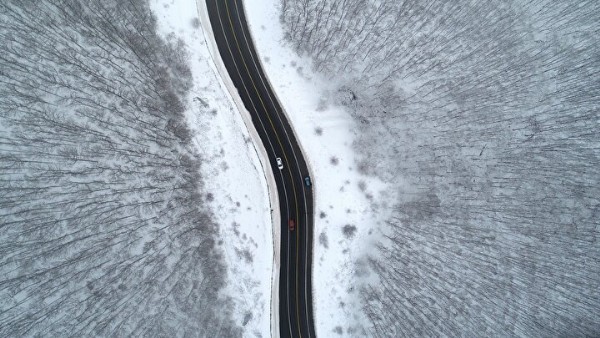 İstanbul'un yanıbaşında şaşırtan görüntü: Göğün en yüksek yerinden dronla kaydedildi