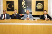 Baskan Zeybek Açiklamasi '58 Mahallemize 500 Bin Ton Sicak Asfalt Serip, 995 Milyon TL Yatirim Yaptik'