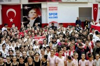 Bayrakli'da Sporda Gururlandiran Basari