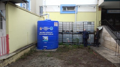 Bu Okul Hem Elektrigini Üretiyor Hem De Yagmur Suyunu Degerlendiriyor