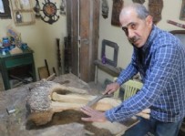 İsmini duyan şoke oluyor... Hemen kimliğine sarılıyor: Türkiye'de benzeri yok!