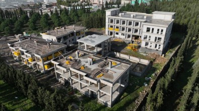 Türkiye'de Tek Olan Merkez Hizla Yükseliyor