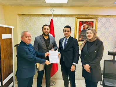 UDER Çocuk Haklari Için Gönüllüler Projesi Ile Desteklenmeye Hak Kazandi