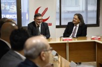 Yeniden Refah Partisi Izmir Teskilati AK Parti'yi Agirladi