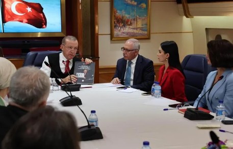 Başkan Erdoğan BAE dönüşü soruları yanıtladı! 2 devletli çözüm vurgusu: Avrupa da bizim savunduğumuz tezleri sahiplendi!