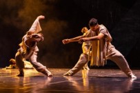 'Dans Adrenalin' AKM'de Sahne Aliyor