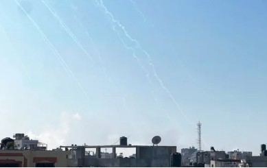 İsrail Gazze’de mülteci kampını vurdu!