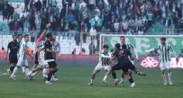 Bursaspor-Diyarbekirspor Maçinda Ortalik Karisti - Maçin Son Aninda 5 Kirmizi Kart Çikti