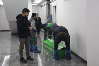 Haber Alinamayan �niversite �grencisi Evinde �l� Bulundu