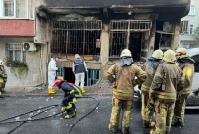 İstanbul'da iş yerinde yangın! Alevler evlere sıçradı: Ölü ve yaralılar var