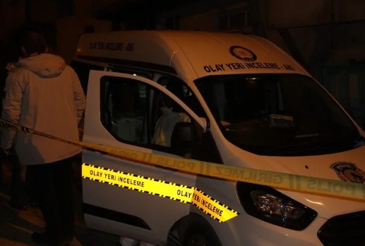 Babasını öldürüp sobada yaktı! Türkiye bu vahşeti konuşuyor!