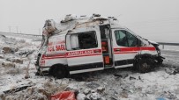 Hakkari'de Ambulans Kaza Yapti Açiklamasi 3 Yarali Haberi