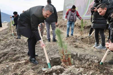 Tokat Belediyesi 10 Yilda 260 Bin Fidani Toprakla Bulusturdu