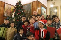 Depremin Vurdugu Iskenderun'da Noel Etkinligi