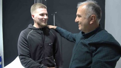 Rus Sporcu 25'Inden Sonra Islamiyeti Seçip, Sünnet Oldu