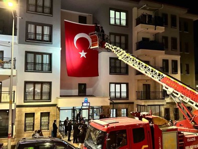 'Vatan Sizlere Minnettar' Dedi, Bir Gün Sonra Kendisi Vatan Için Sehit Düstü