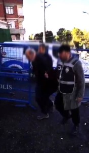 25 Yil Kesinlesmis Hapis Cezasiyla Aranan Süpheli Güven Timlerine Yakalandi