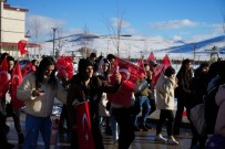 Bayburt'ta  'Sehitlere Saygi Yürüyüsü' Düzenlendi