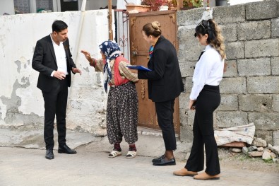 Osmaniye'de Mobil Halkla Iliskiler Birimi, Vatandaslarin Beklenti Ve Taleplerini Dinliyor