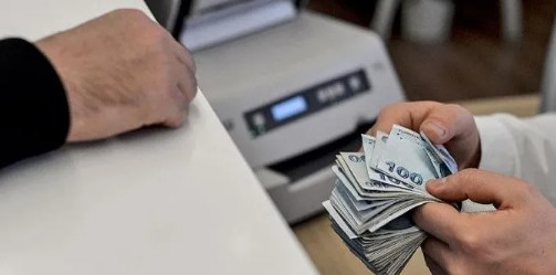 Belli oluyor! TÜRK-İş ve Bakan Işıkhan'dan peşe peşe asgari ücret açıklaması