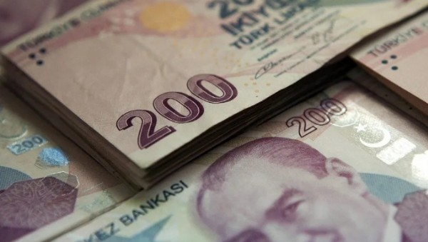 Belli oluyor! TÜRK-İş ve Bakan Işıkhan'dan peşe peşe asgari ücret açıklaması