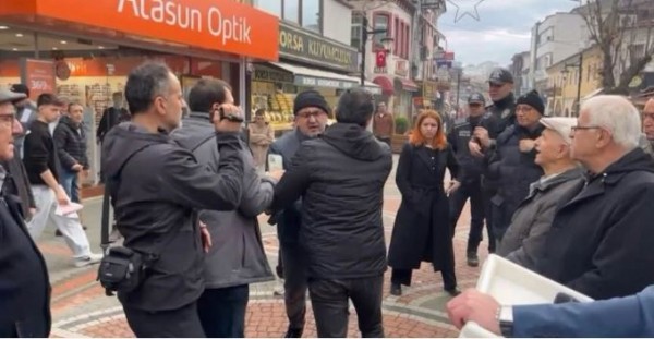 Bartın'da CHP'li başkana vatandaştan tepki: CHP, DEM Parti'den medet umuyor