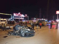 Adana'da Otomobil Ile Kamyonet Çarpisti Açiklamasi 1 Ölü, 3 Yarali