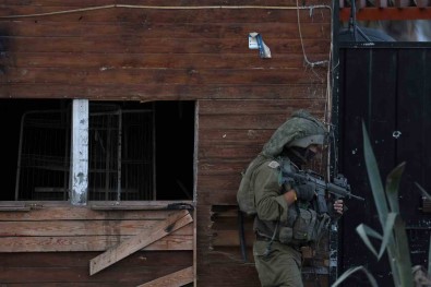 Israil Ordusu 3 Esirin Öldürülmesine Iliskin Sorusturmayi Tamamladi