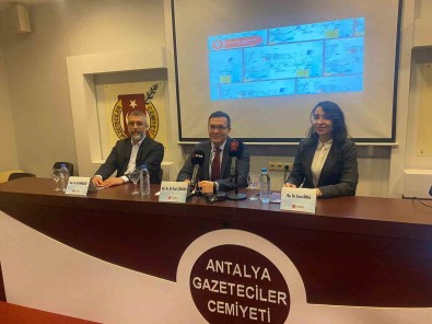 Kadin Dogum Uzmani Sengör'den Normal Dogum Çagrisi