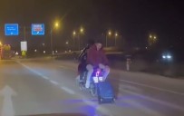 Motosikletli Gençlerin Tehlikeli Yolculugu Kamerada