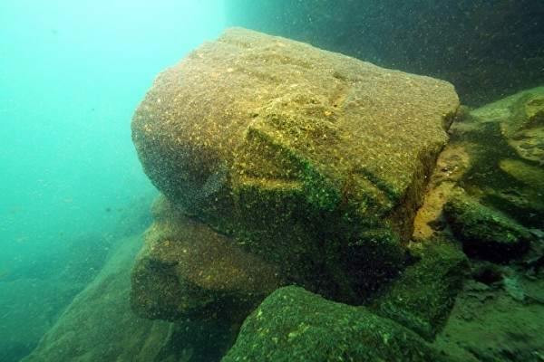 Suyun dibinde parlarken bulundu değerine paha biçilemiyor