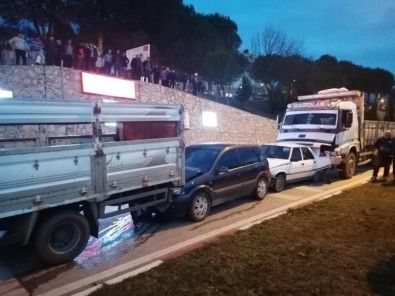 Çan'da Zincirleme Trafik Kazasi Açiklamasi 1 Yarali