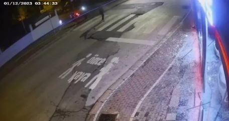 Ece Ronay’a 2 şok: Kurşun yağdırdılar! Selam olsun kılıcı keskin olsun!