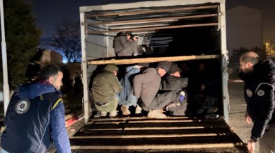 Igdir'da 45 Düzensiz Göçmen Yakalandi