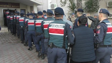 Oglunu Kaybeden Annenin Ihbariyla Çökertilen Çete Operasyonuna 25 Tutuklama