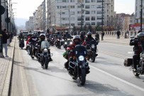 Sivas'ta Sehitleri Anmak Için Konvoy Düzenlendi