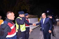 Vali Canbolat, Görev Basindaki Ekipleri Ziyaret Etti