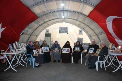 13 Yildir Çocugundan Haber Alamayan Anne, Teslim Olmasi Için Çagrida Bulundu