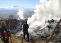 Baskale'de Ot Yangini 3 Bin 500 Bag Ot Kül Oldu