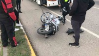 Edirne'de Otobüs, Otomobil Ile Motosikletin Karistigi Kazada 1 Kisi Yaralandi