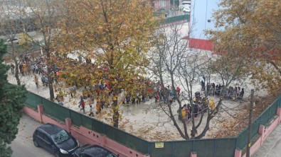 Gemlik Merkezli Deprem Yalova'da Da Hissedildi