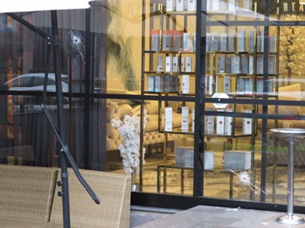 Ece Ronay'ın güzellik merkezine silahlı saldırı