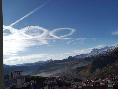 Hakkari Semalarinda Daire Çizen Uçak Sasirtti