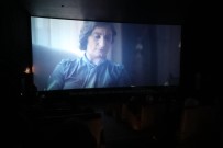 Kadinlarin Mücadelesini Anlatan Belgesel Izmitlilerle Bulusturuldu