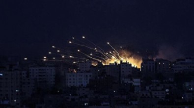 İsrail ordusu Gazze'ye gece boyu ölüm yağdırdı: Can kaybı 16 bini aştı