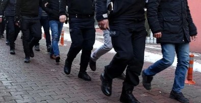 İstanbul merkezli 8 ilde sahte alkol operasyonu: 50 şüpheli yakalandı