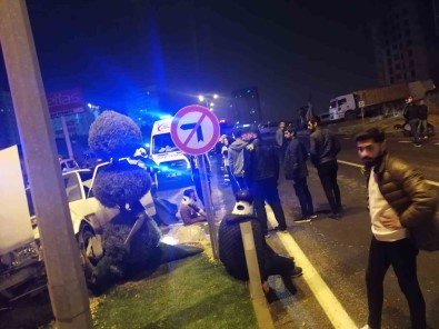 Mardin'de Trafik Kazasi Açiklamasi 5 Yarali