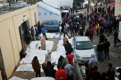 Siyonist İsrail kana doymadı! DSÖ'den acı uyarı: İnsanlığın en karanlık saatine yakınız