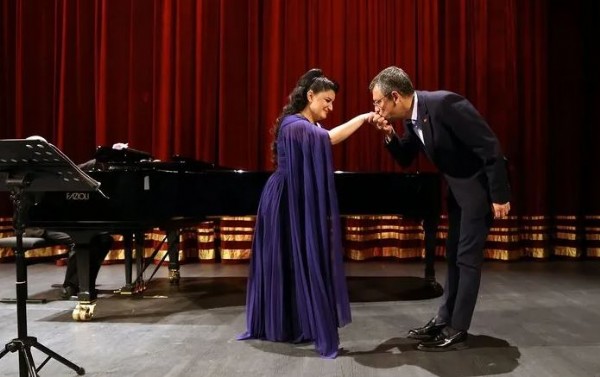 Sıra PKK'nin siyasi ayağı HEDEP ile pazarlıkta! Ekrem İmamoğlu'nun son şansı: Özgür Özel gönüllü olacak